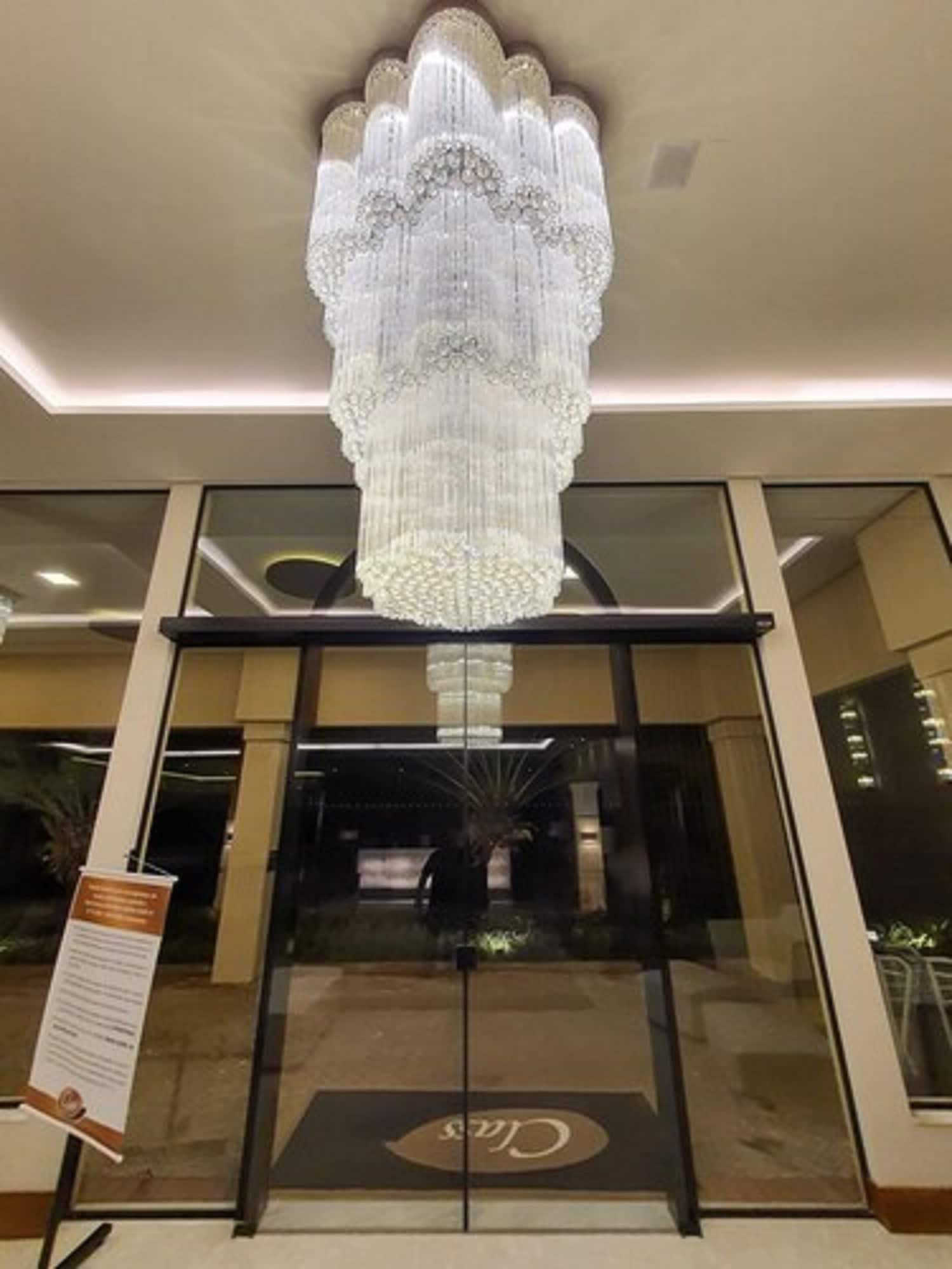 Class Hotel פיראסיסבה מראה חיצוני תמונה