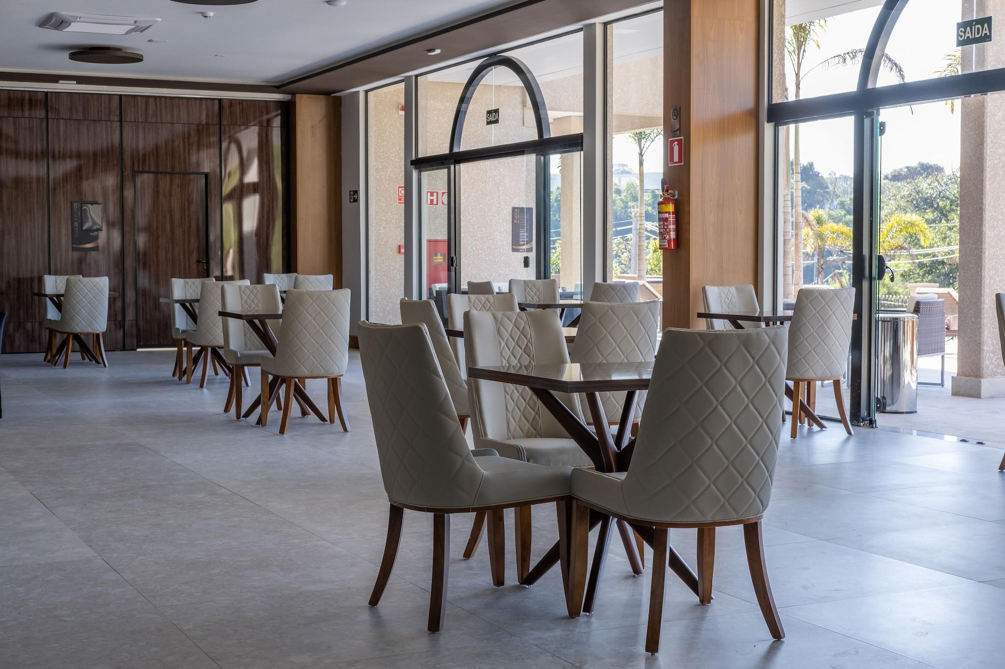 Class Hotel פיראסיסבה מראה חיצוני תמונה