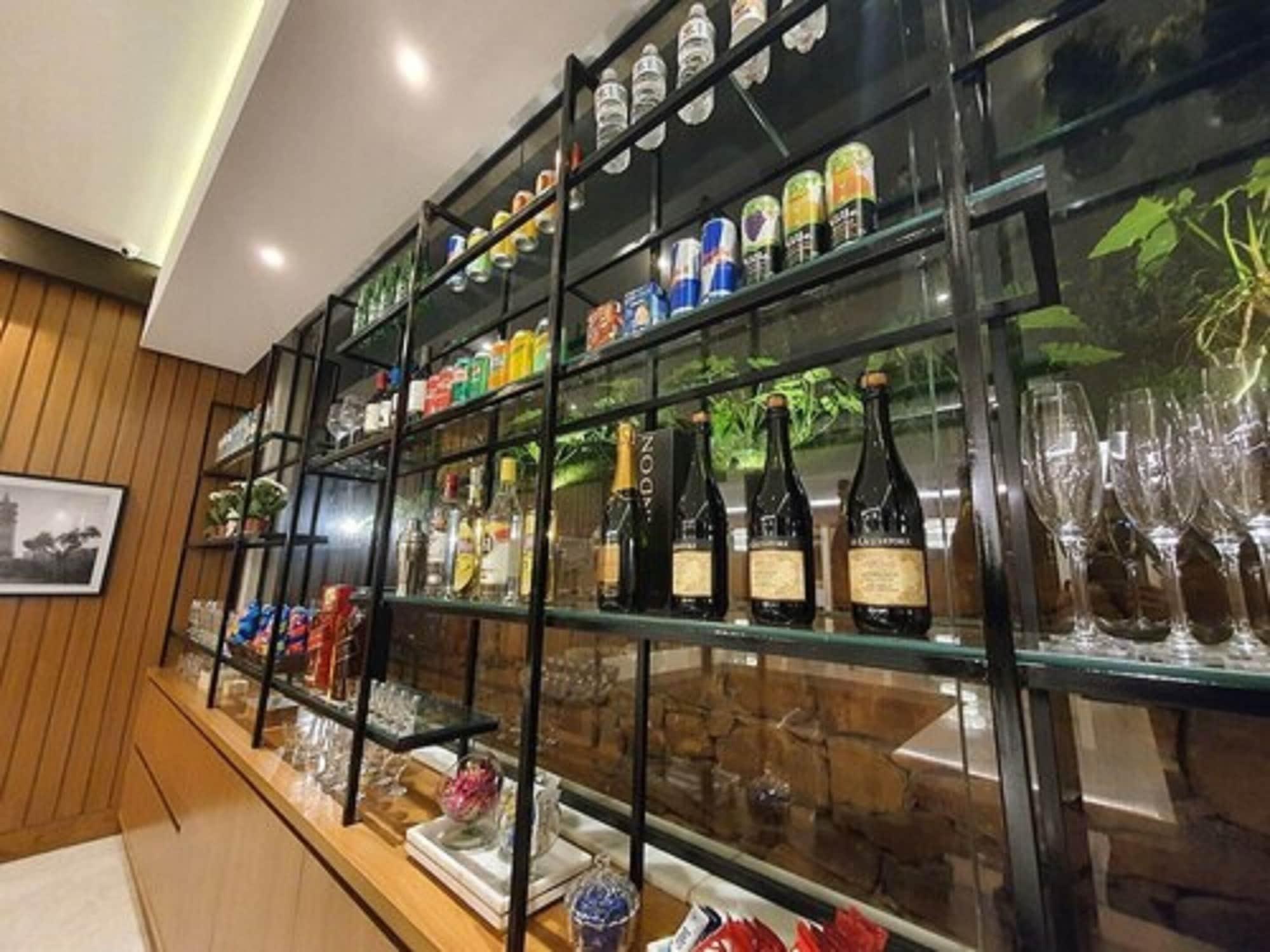 Class Hotel פיראסיסבה מראה חיצוני תמונה