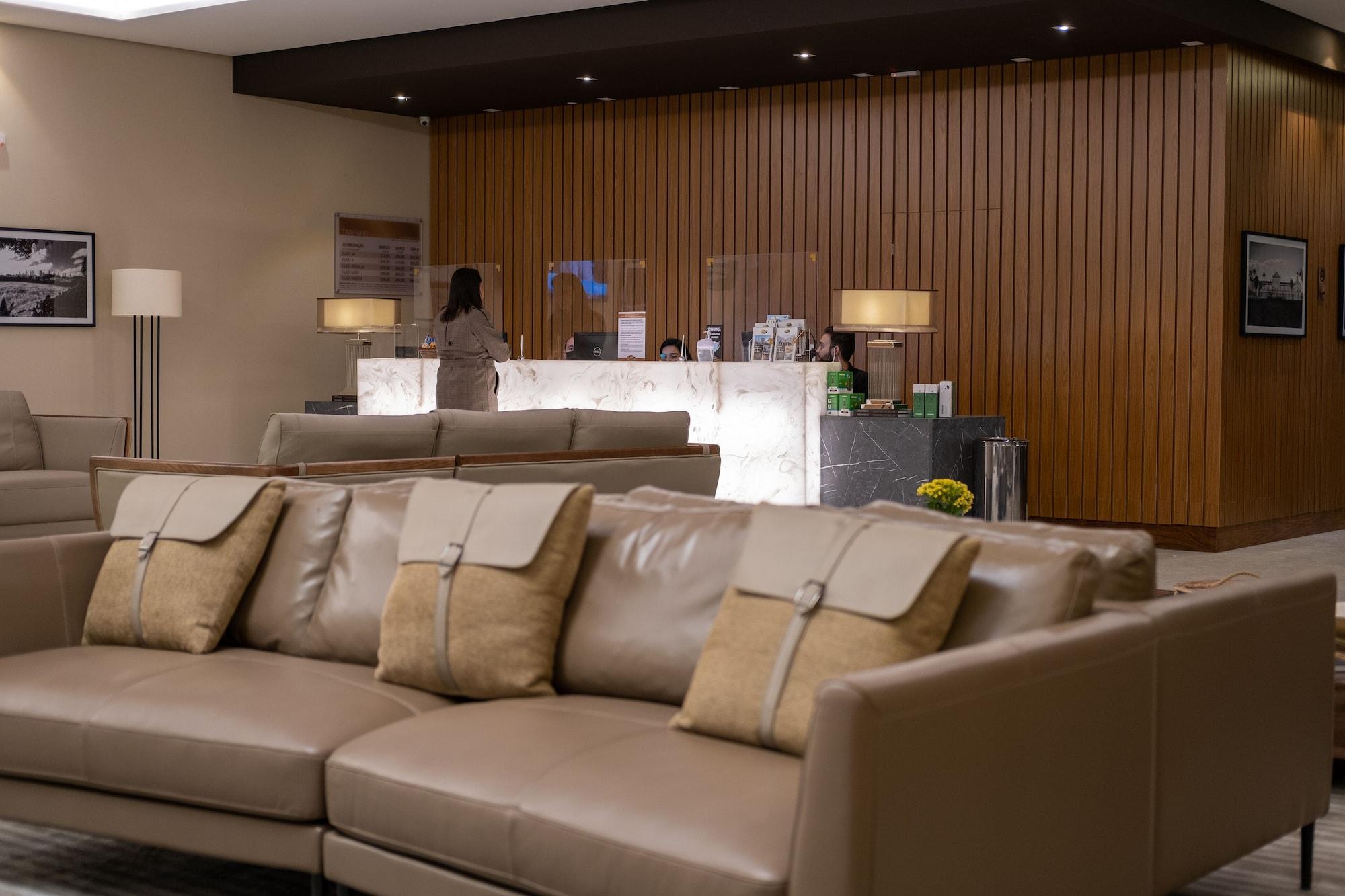 Class Hotel פיראסיסבה מראה חיצוני תמונה