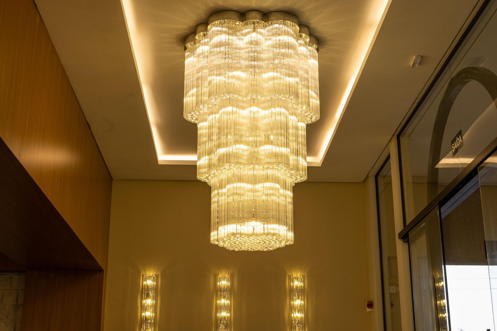 Class Hotel פיראסיסבה מראה חיצוני תמונה