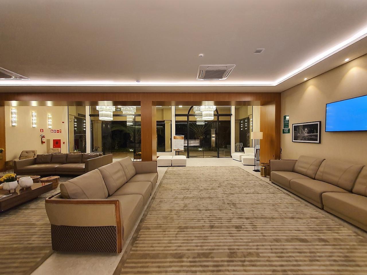 Class Hotel פיראסיסבה מראה חיצוני תמונה